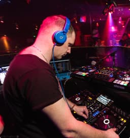 Alex - DJ